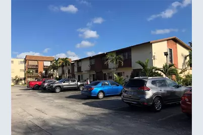 21 SW 109th Avenue #2B, Miami, FL 33174 - Photo 1
