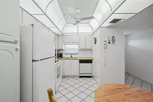 8970 S Hollybrook Blvd, Pembroke Pines, FL 33025 - Photo 2