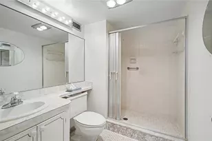 8970 S Hollybrook Blvd, Pembroke Pines, FL 33025 - Photo 6