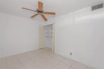 6075 N Sabal Palm Boulevard #204, Tamarac, FL 33319 - Photo 16