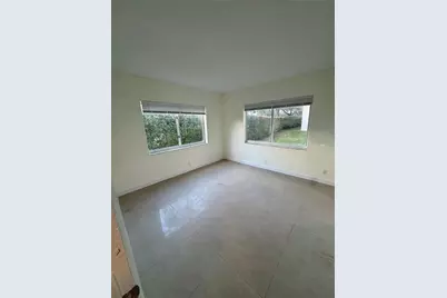 151 SE 6th Avenue #8, Pompano Beach, FL 33060 - Photo 1