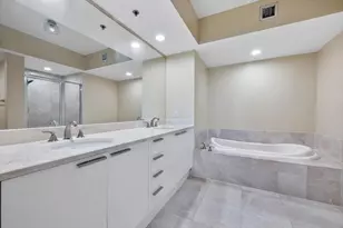 14951 Royal Oaks Ln, North Miami, FL 33181 - Photo 18