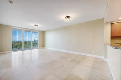14951 Royal Oaks Lane #1506, Miami, FL 33181 - Photo 2