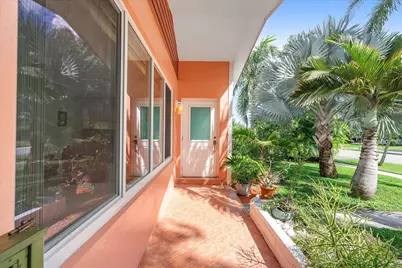 3241 SW 23rd Court, Fort Lauderdale, FL 33312 - Photo 6