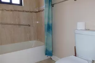 11248 SW 11th St, Hollywood, FL 33025 - Photo 24