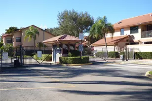 11248 SW 11th St, Hollywood, FL 33025 - Photo 2