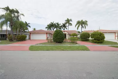 1261 Rodman Street, Hollywood, FL 33019 - Photo 2