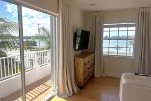 355 Virginia St, Hollywood, FL 33019 - Photo 10