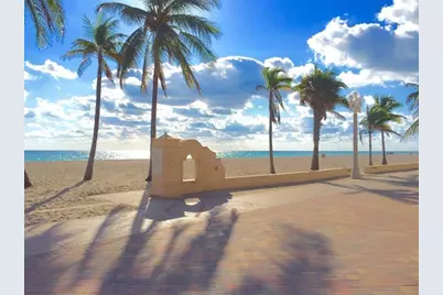 355 Virginia Street, Hollywood, FL 33019 - Photo 2