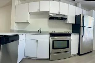 8104 SW 21st Ct, Miramar, FL 33025 - Photo 6