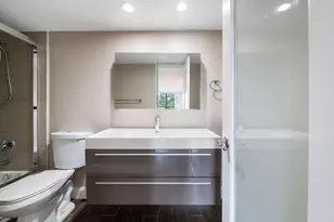 2851 S Palm Aire Dr, Pompano Beach, FL 33069 - Photo 16