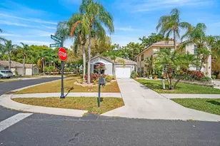 6923 Torch Key St, Lake Worth, FL 33467 - Photo 2