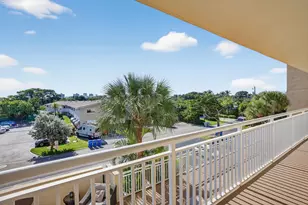 2611 N Riverside Dr, Pompano Beach, FL 33062 - Photo 20