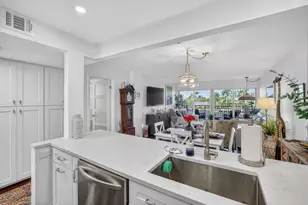 2611 N Riverside Dr, Pompano Beach, FL 33062 - Photo 10