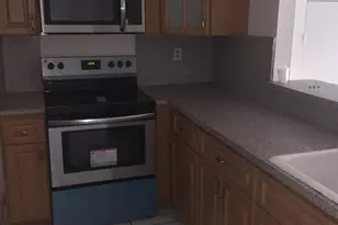 1011 SW 105th Ave, Miami, FL 33174 - Photo 2