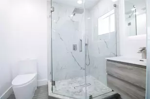 245 SW 20th St, Fort Lauderdale, FL 33315 - Photo 14