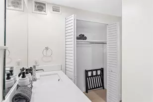2621 NE 20th St, Pompano Beach, FL 33064 - Photo 24