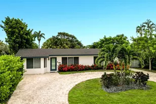 2621 NE 20th St, Pompano Beach, FL 33064 - Photo 1