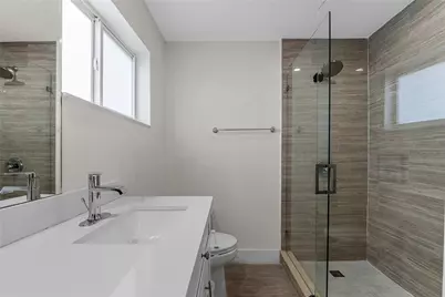 2621 NE 20th Street, Pompano Beach, FL 33064 - Photo 18