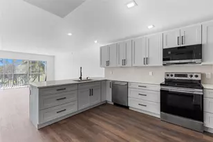 2800 N Palm Aire Dr, Pompano Beach, FL 33069 - Photo 4