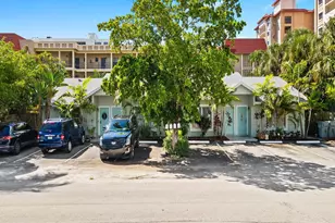 3208 NE 7th St, Pompano Beach, FL 33062 - Photo 1