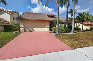 23203 L'Ermitage Cir, Boca Raton, FL 33433 - Photo 46