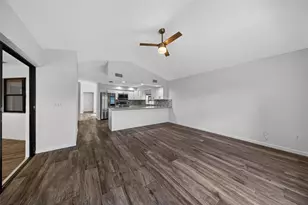 23203 L'Ermitage Cir, Boca Raton, FL 33433 - Photo 20