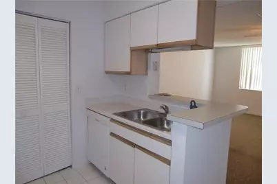 4045 McNab Road #201 G, Pompano Beach, FL 33069 - Photo 4