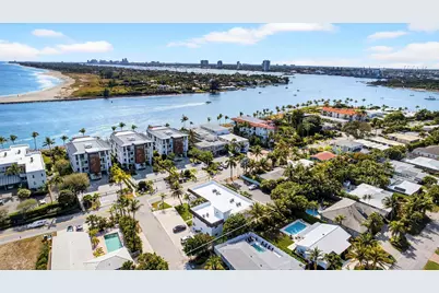 201 Inlet Way, Riviera Beach, FL 33404 - Photo 2