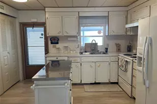 2196 SW 83rd Ave, Davie, FL 33324 - Photo 6