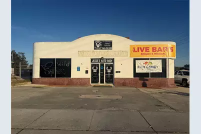 702 N Ridgewood Drive, Sebring, FL 33870 - Photo 1