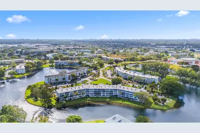 2122 NW Cambridge F #2122, Deerfield Beach, FL 33442 - Photo 34