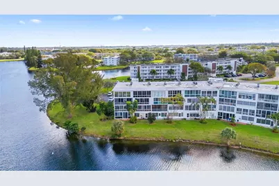 2122 NW Cambridge F #2122, Deerfield Beach, FL 33442 - Photo 32