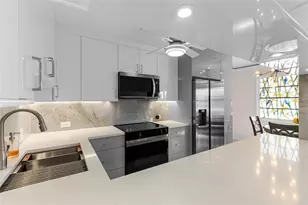 2122 Cambridge F, Deerfield Beach, FL 33442 - Photo 12