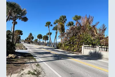 2172 NE Pelican Terrace, Jensen Beach, FL 34957 - Photo 20