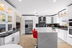 1500 NE 24th St, Wilton Manors, FL 33305 - Photo 36