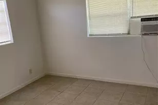 6011 SW 41st St, Davie, FL 33314 - Photo 8