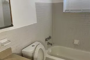 6011 SW 41st St, Davie, FL 33314 - Photo 4