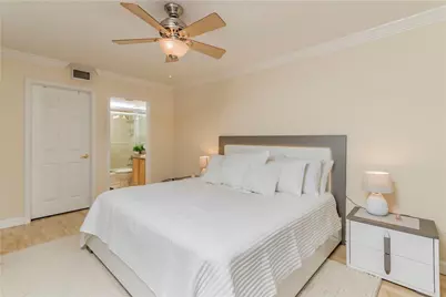 151 NE 16th Avenue, Fort Lauderdale, FL 33301 - Photo 22