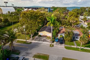 1841 SW 22nd St, Fort Lauderdale, FL 33315 - Photo 2