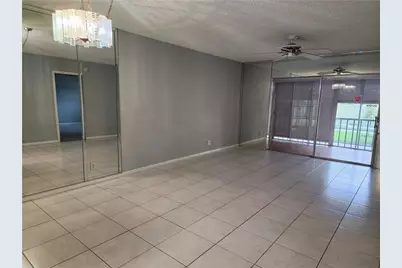 1005 Country Club Drive #207, Margate, FL 33063 - Photo 8