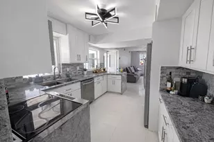 16070 SW 89th Avenue Rd, Palmetto Bay, FL 33157 - Photo 6