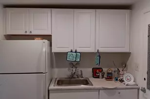 17090 NE 14th Ave, North Miami Beach, FL 33162 - Photo 4