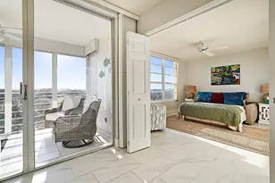 575 Oaks Ln, Pompano Beach, FL 33069 - Photo 10