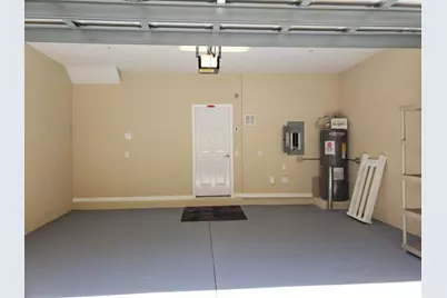 123 E Royal Palm Circle #104, Jupiter, FL 33458 - Photo 6