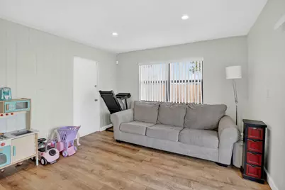 7741 NW 42nd Court, Davie, FL 33024 - Photo 16