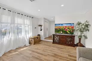 7741 NW 42nd Ct, Davie, FL 33024 - Photo 6