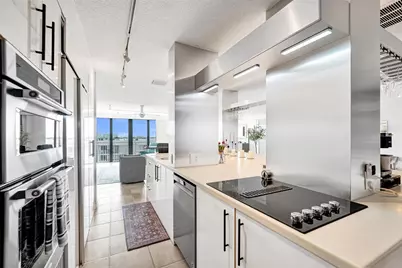 3100 NE 48th Street #617, Fort Lauderdale, FL 33308 - Photo 10