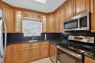 14689 E Canalview Dr, Delray Beach, FL 33484 - Photo 6