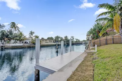 1960 SE 5th Court, Pompano Beach, FL 33060 - Photo 32